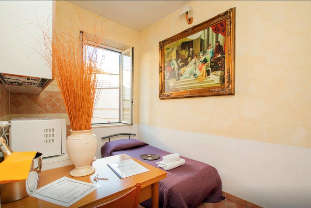 Residenza Camilla Hotel โรม ภายนอก รูปภาพ