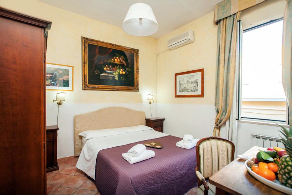 Residenza Camilla Hotel โรม ภายนอก รูปภาพ